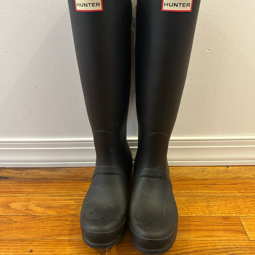 Hunter Matte Black Rain Boots wide calf
